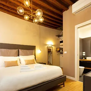  Apartment Fraivolti